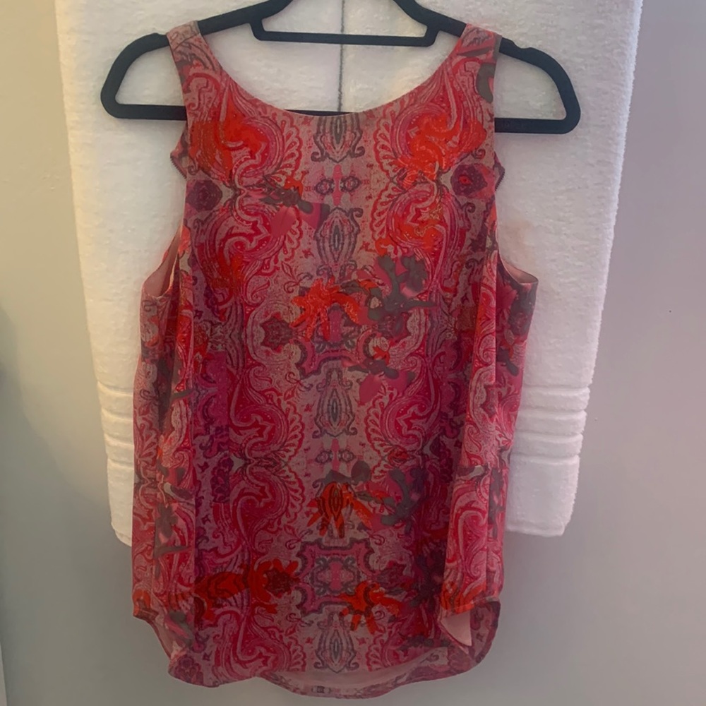 Cabi Jubilee top Size Medium